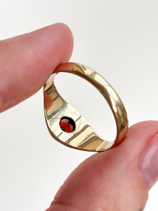 Garnet Solitaire Ring | 9ct Gold | Size R | 3.53g