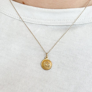 Libra Zodiac Medal – 8ct Gold | 1.8g | 12mm | 9ct Gold 18" Chain