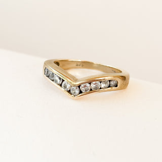 Chunky Chevron Ring | 9ct Gold & CZ | 3.10g | Size J½