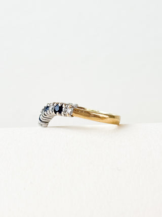 Sapphire & CZ Chevron Ring | 9ct Gold | Size J | 1.83g