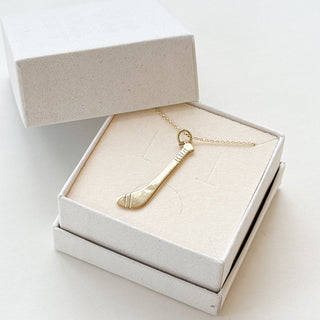 Hurley Charm | 9ct Gold | 18 Inch fine cable link chain | 2.6g