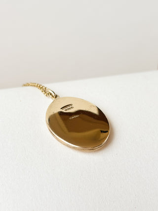 Rose Locket | 9ct Gold | 32mm × 19mm | 5.77g