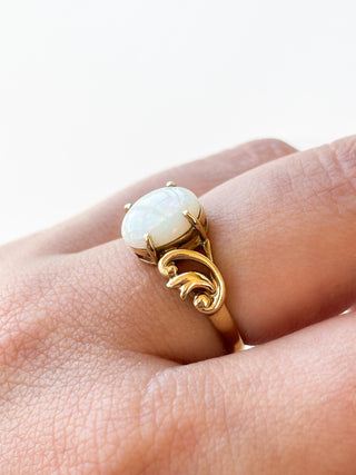 Opal Ring with Decorative Shoulders | 9ct Gold | Size O | 2.60g