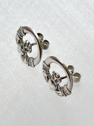 Claddagh Stud Earrings | 925 Silver | 1.94g