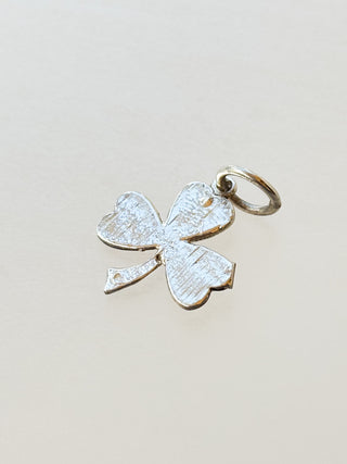 Shamrock Pendant | Silver | 18-Inch Fine Cable Link Chain | Total 3.29g (Pendant 1.30g)
