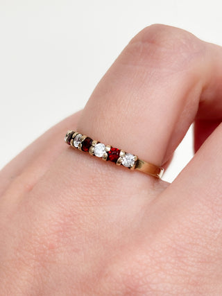 CZ & Garnet Eternity Ring | 9ct | N | 1.37g