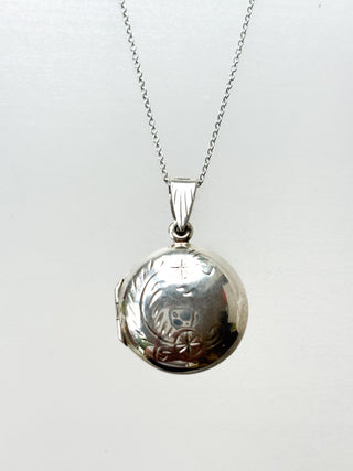 Circle Locket  | 925 Silver | 18–20-Inch Silver Chain | 3.82g