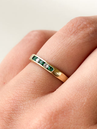 Emerald & Diamond Band Ring | 9ct Gold | Size O | 2.08g