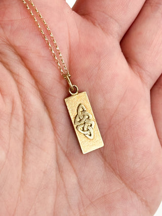 Rectangle Celtic Design Pendant | 9ct Gold | 18-Inch Fine Cable Link Chain | 1.38g