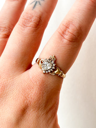 CZ Claddagh Ring | 9ct Gold | 2.65g | Size R