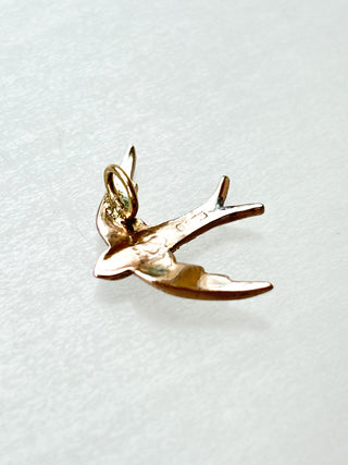 Swallow Pendant | 9ct Rose Gold | 18-Inch Diamond Anchor Chain | 0.97g pendant only