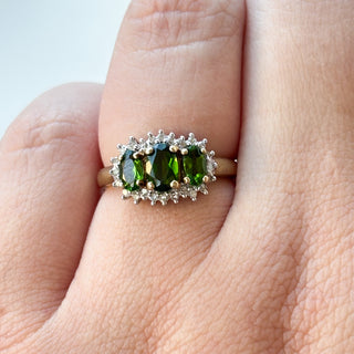 Diamond & Peridot | 9ct Gold | Size K | 2.07g