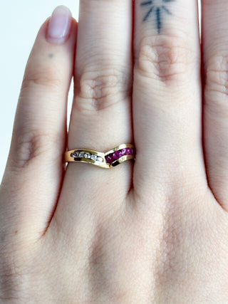 Half CZ Half Syn ruby Ring | 14ct Gold | Size N | 2.63g