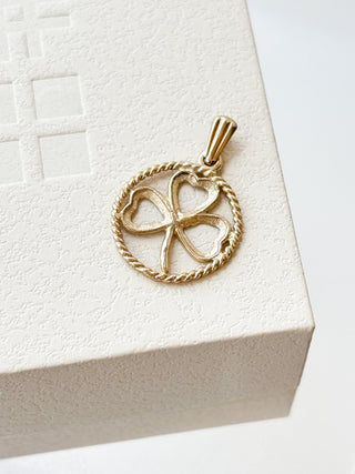 Shamrock Charm | 9ct Gold | 18inch fine cable link chain | 2.3g