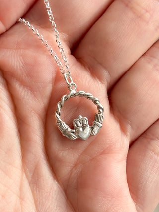 Claddagh Rope Charm | Silver | 18-Inch Fine Chain | 3.32g