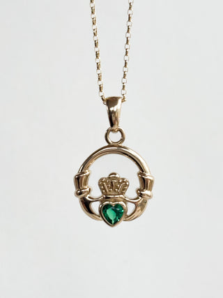Claddagh Charm | 9ct Gold | Green Stone | 18-Inch Fine Cable Link Chain | 3.75g