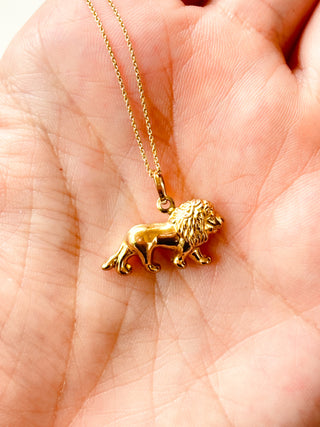 Lion Pendant | 9ct Gold | 18-Inch Diamond Anchor Chain | 0.75g