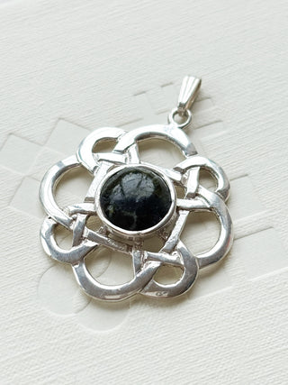 Celtic Knot Pendant with Green Stone | 925 Silver | 18–20-Inch Cable Link Chain | 6.04g