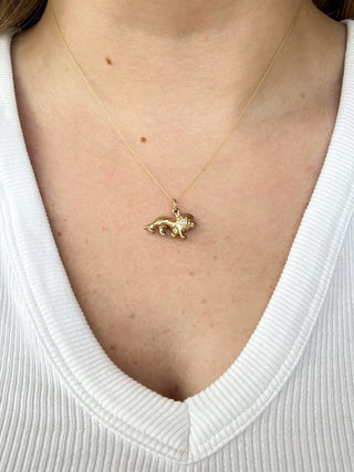 Lion Pendant | 9ct Gold | 18-Inch Diamond Anchor Chain | 0.75g