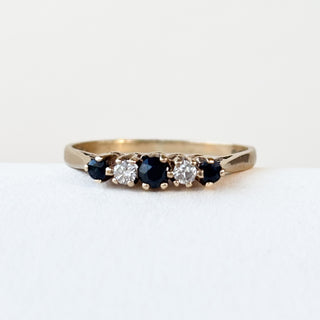 Diamond & Sapphire Ring | 9ct Gold | Size N | 1.41g