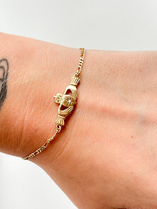 Star Set Claddagh Bracelet | 9ct Gold | 7.09-Inch | 2.58g