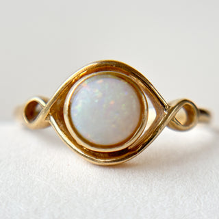 Opal Solitaire Ring | 14ct Gold | Natural Opal | Size M | 1.70g