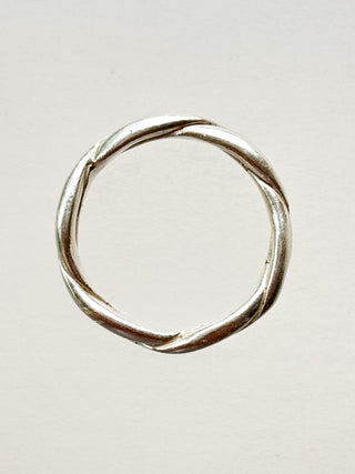 Silver Twisted Band Ring | 925 Silver | Size R | 4.22g
