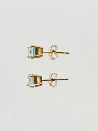 Blue Glass Stud Earrings | 9ct Gold | 0.90g