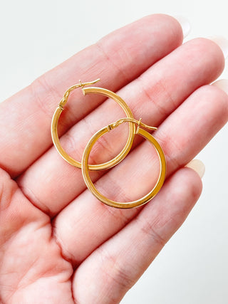 Square Edge Circle Hoop Earrings | 9ct Gold | Made in Italy | 26mm | 1.41g