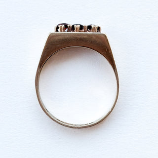 Garnet Trilogy Ring | 9ct Gold | Size N | 2.30g