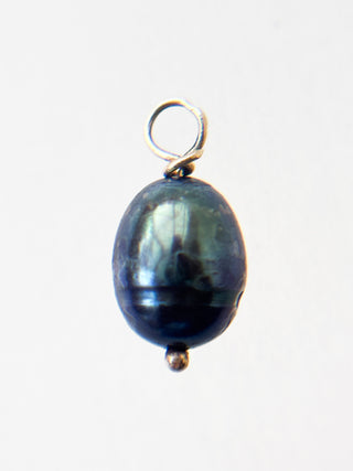 Green Pearl Pendant | 9ct Gold | 0.75g