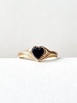 Heart-Shaped Onyx Signet Ring | 9ct Gold | 1.58g | Size L½