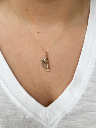 Harp Pendant | 9ct Gold | 1.91g