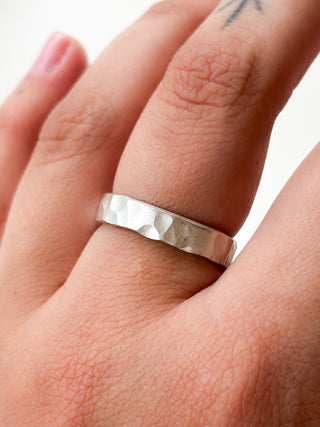 Textured Ring | Silver | Size Q | 3.71g