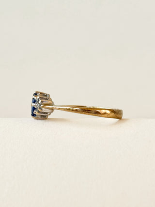 Diamond & Sapphire Trilogy Ring | 9ct Gold | Size J½ | 1.40g