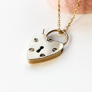 Long Heart Lock (2cm × 3cm, 2.49g) | 9ct Gold | 18" Fine Cable Link Chain