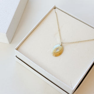 Oval Star Burst Disk Pendant | 9ct Gold | 18in Fine Cable Link Chain |3g