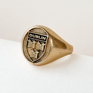 Dublin Signet | 9ct Gold size S | 5.07g
