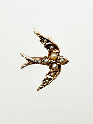 Swallow Pendant | 9ct Rose Gold | 18-Inch Diamond Anchor Chain | 0.97g pendant only