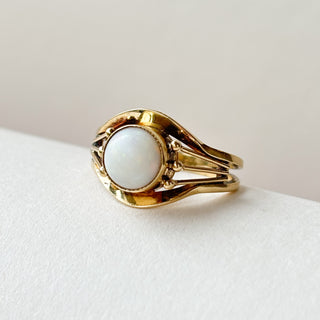 Opal Ring with split shoulders | 14ct Gold | Natural Opal | Size L | 2.41g