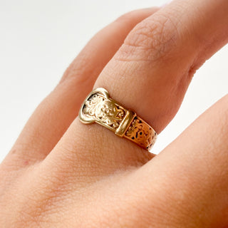 Belt Ring | 9ct Gold | Size N | 1.9g