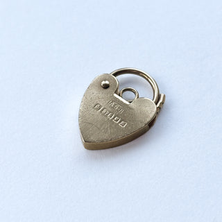 Medium Heart Lock (1.4cm × 2cm, 1.53g) | 9ct Gold | 18" Fine Cable Link Chain