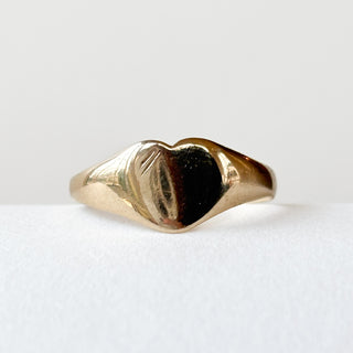Heart Signet Ring | 9ct Gold | Size O½ | 1.31g