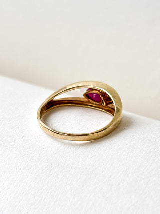 Teardrop Ruby & Diamond Set Band Ring | 9ct Gold | Size M½ | 2.29g