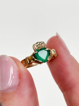 Agate Claddagh Ring | 9ct Gold | Size J | 1.97g