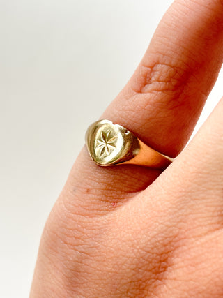 Signet Starburst Ring | 9ct Gold | Size L | 1.47g