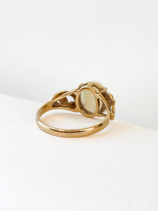 Opal Ring with Decorative Shoulders | 9ct Gold | Size O | 2.60g