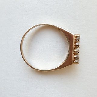 Razor Signet CZ | 9ct Gold | Size Q | 2.77g