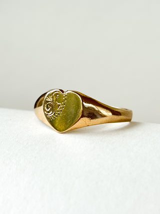 Heart-Shaped Ring | 9ct Gold | Size R | 1.98g