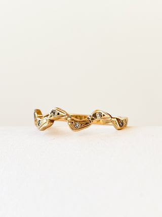 Wavy Band CZ Ring | 9ct Gold | Size O | 1.55g